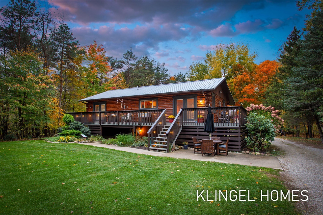 Homes for sale in Nunica, MI | 11078 Walnut Dr, Nunica, MI 49448 | MLS# 70501487