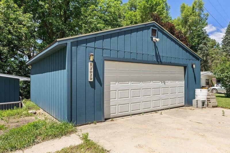 Homes for sale in Remus, MI | 13029 Heights Rd, Remus, MI 49340 | MLS# 70501530