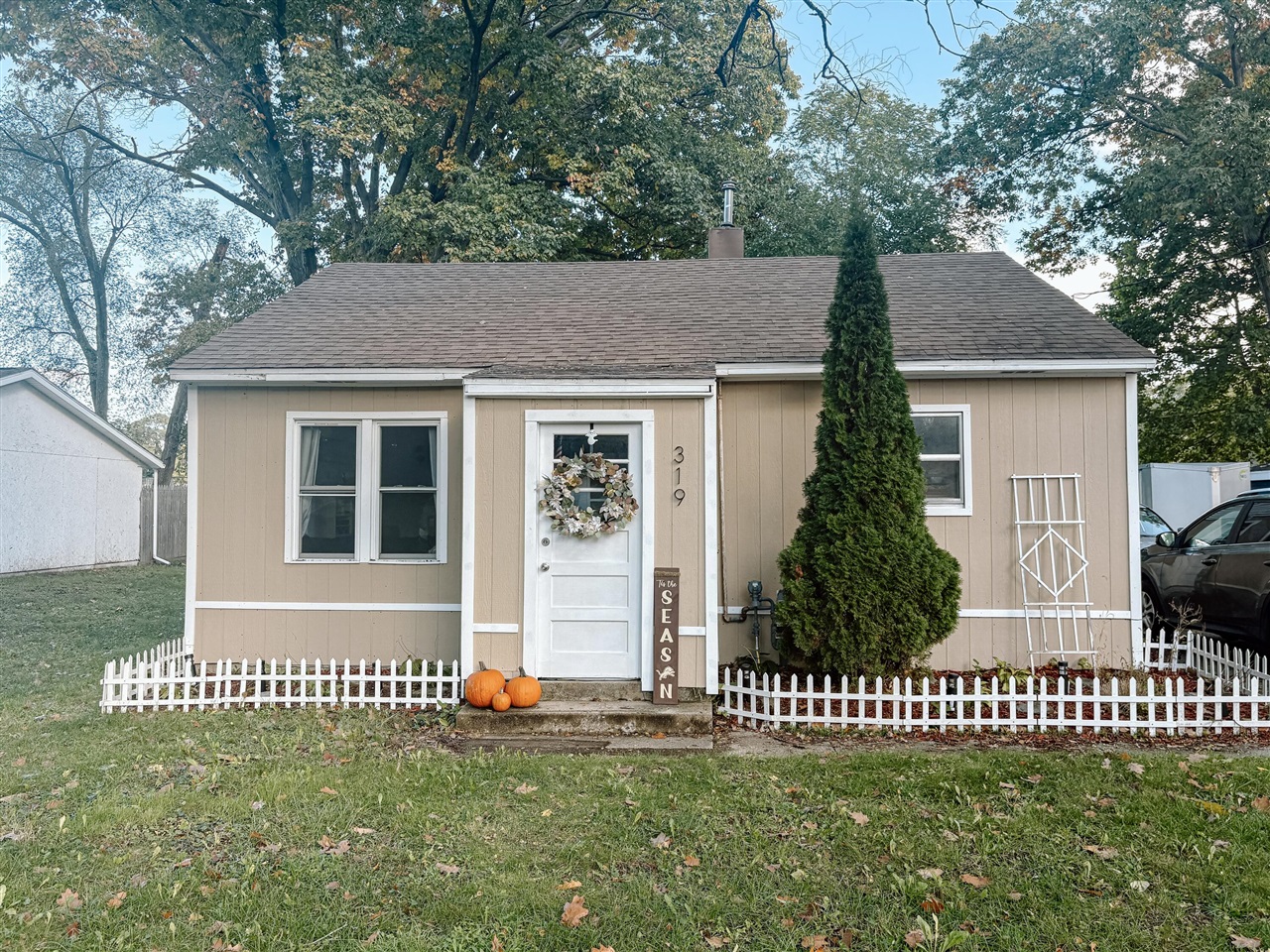 Homes for sale in Wayland, MI | 319 Alpine St, Wayland, MI 49348 | MLS# 70501542