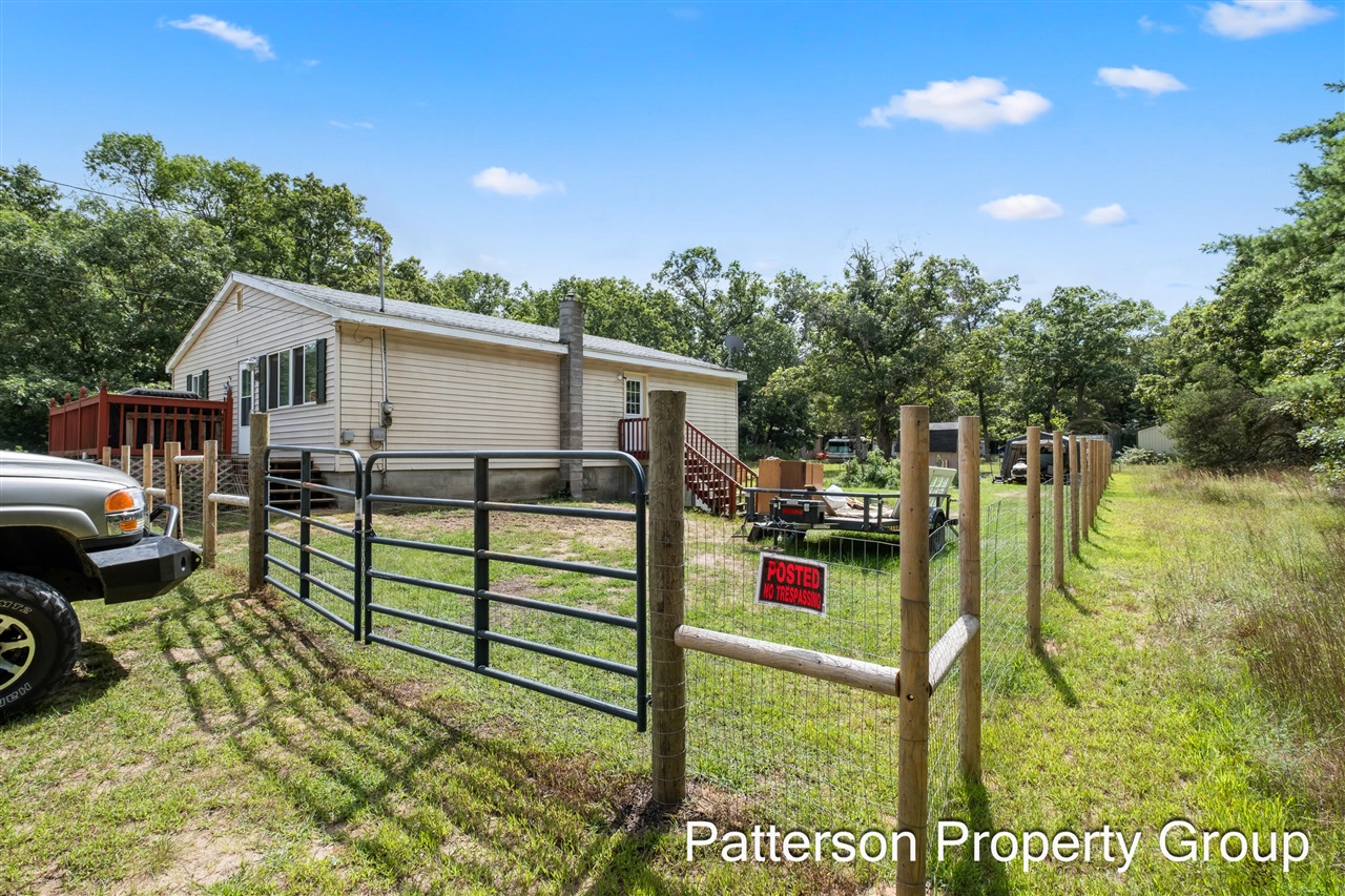 Homes for sale in Twin Lake, MI | 277 E Baker St, Twin Lake, MI 49457 | MLS# 70501553