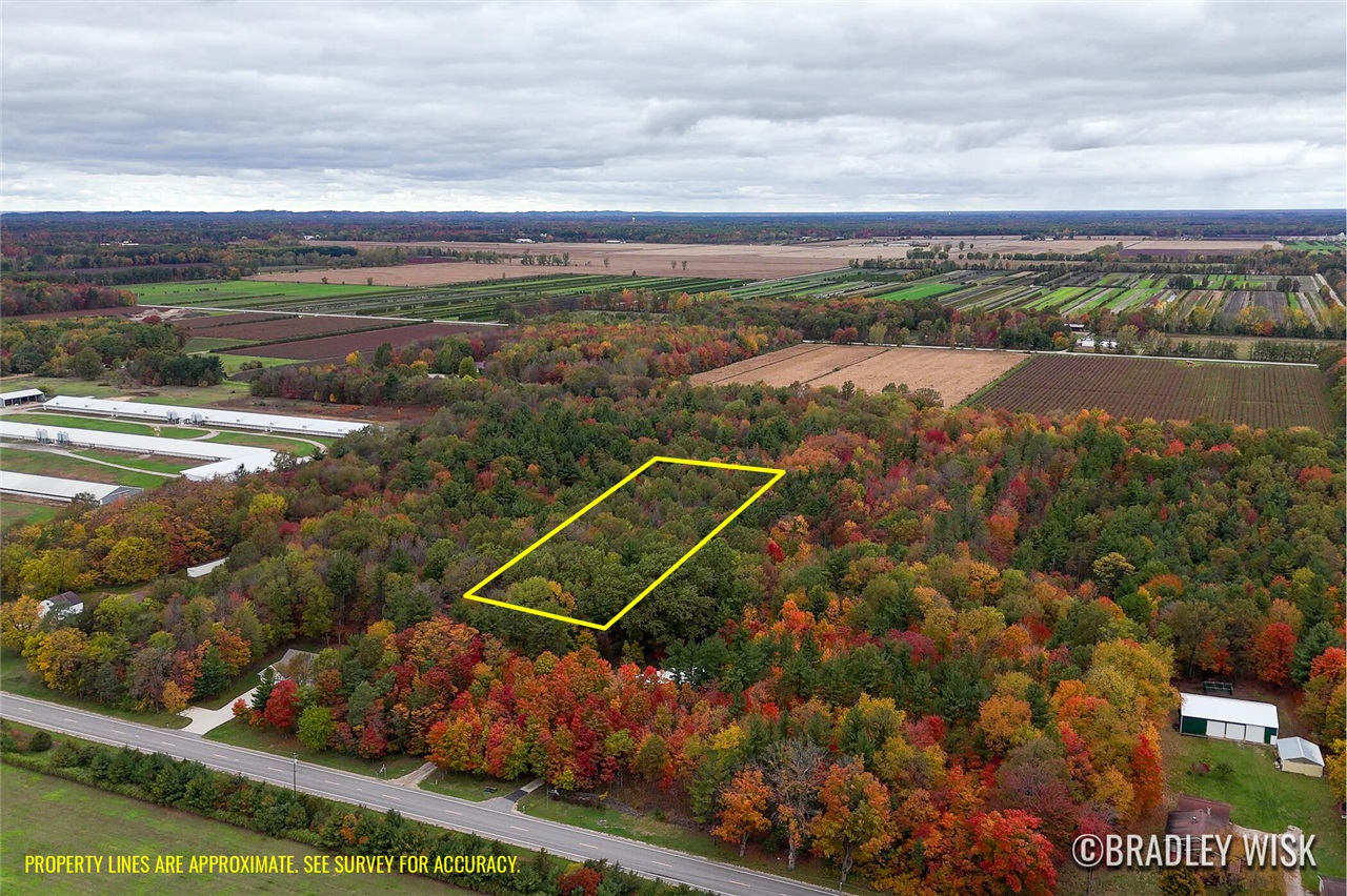 Homes for sale in West Olive, MI | 13271 Stanton St, West Olive, MI 49460 | MLS# 70501596