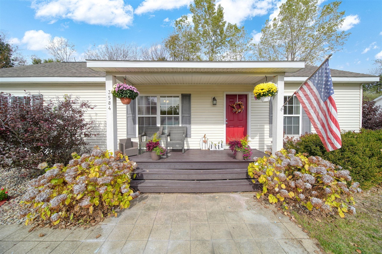 Homes for sale in Grass Lake, MI | 3584 Hunters Ct, Grass Lake, MI 49240 | MLS# 70501681