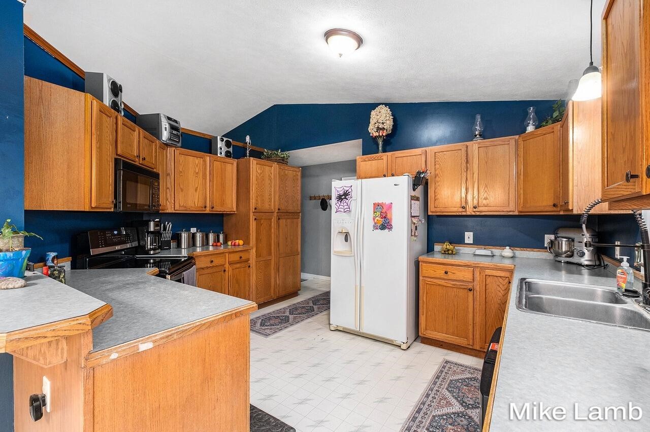 Homes for sale in Cedar Springs, MI | 1500 Serenity Valley Dr, Cedar Springs, MI 49319 | MLS# 70501719