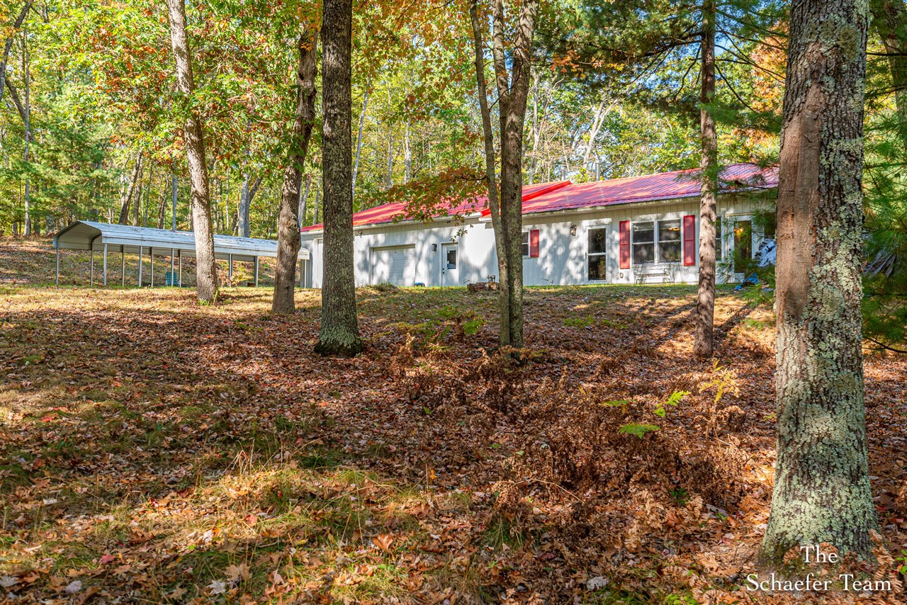 Homes for sale in Baldwin, MI | 11256 S Roby Lake Dr, Baldwin, MI 49304 | MLS# 70501817