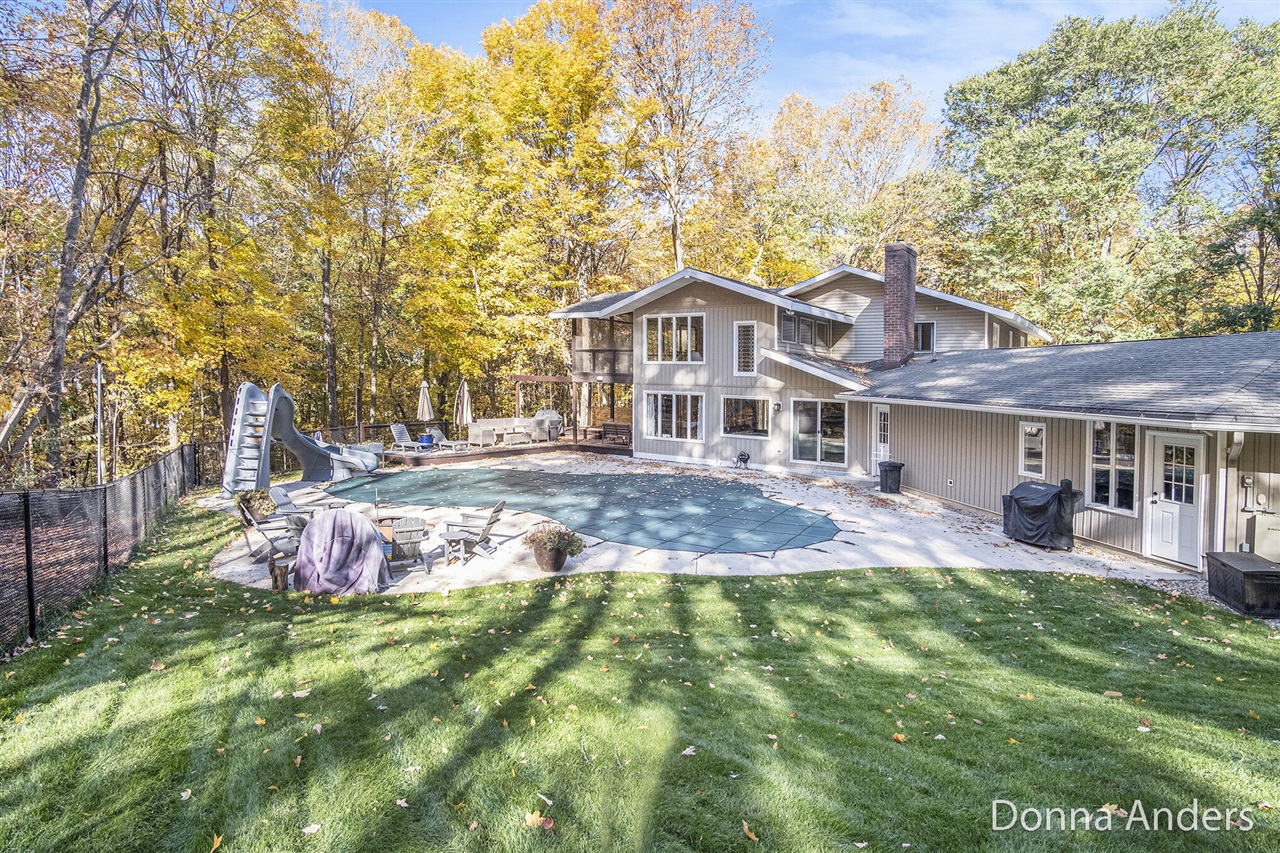 Homes for sale in Alto, MI | 7160 River Valley Dr, Alto, MI 49302 | MLS# 70501846