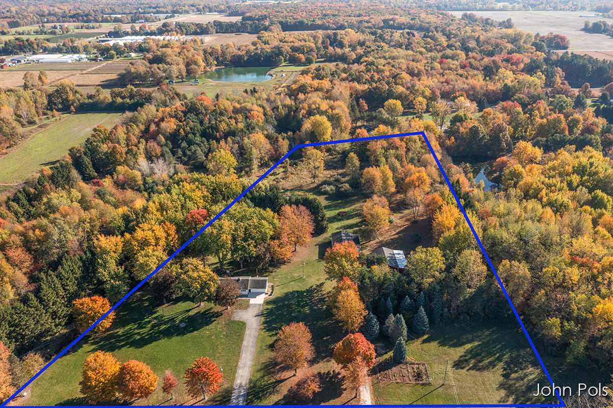 Homes for sale in Zeeland, MI | 6150 76th Ave, Zeeland, MI 49464 | MLS# 70501861