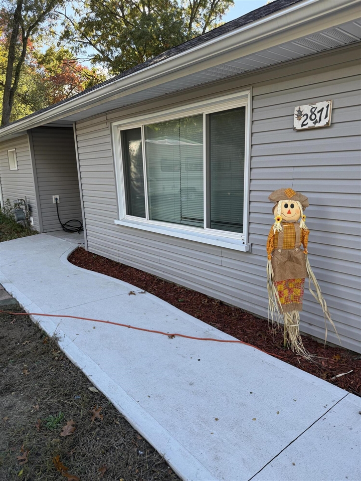 Homes for sale in Norton Shores, MI | 2871 Bailey St St, Norton Shores, MI 49444 | MLS# 70501868