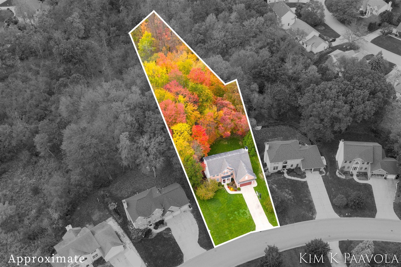 Homes for sale in Ada, MI | 6289 Scarborough Dr, Ada, MI 49301 | MLS# 70501901