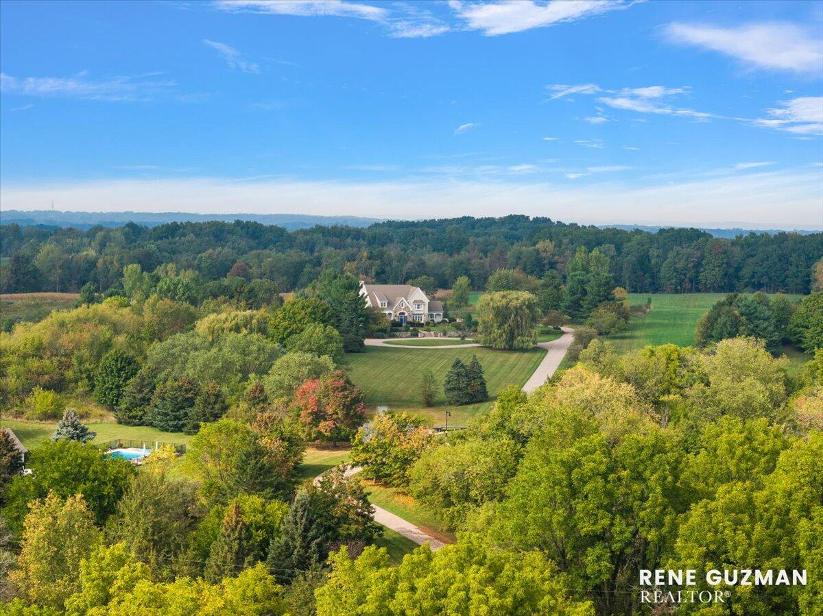 Homes for sale in Byron Center, MI | 4483 76th St, Byron Center, MI 49315 | MLS# 70501948