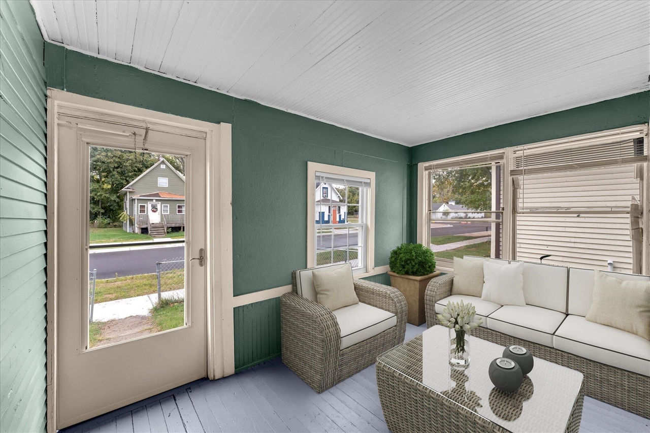 Homes for sale in Benton Harbor, MI | 872 Mc Alister Ave, Benton Harbor, MI 49022 | MLS# 70501983