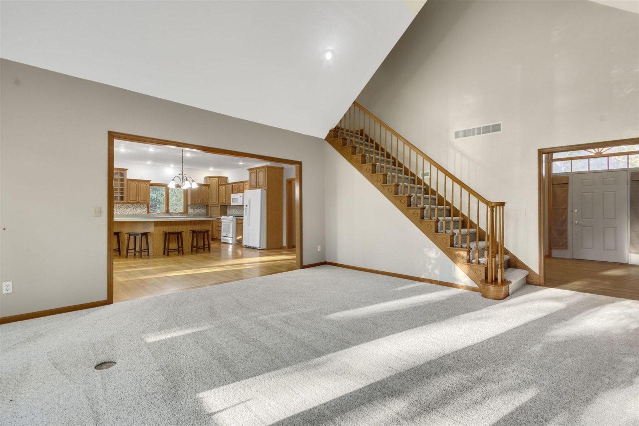 Homes for sale in Update, IN | 7674 E Potato Hole Ct, Update, IN 46552 | MLS# 70502008