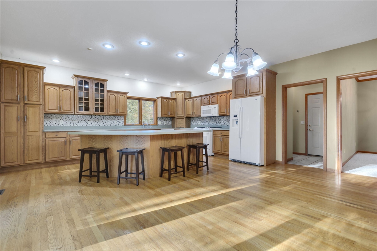 Homes for sale in Update, IN | 7674 E Potato Hole Ct, Update, IN 46552 | MLS# 70502008