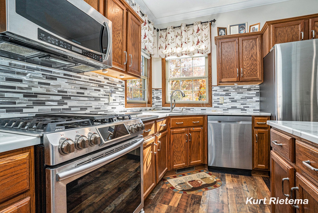 Homes for sale in Hamilton, MI | 3572 Brook Point Dr, Hamilton, MI 49419 | MLS# 70502014