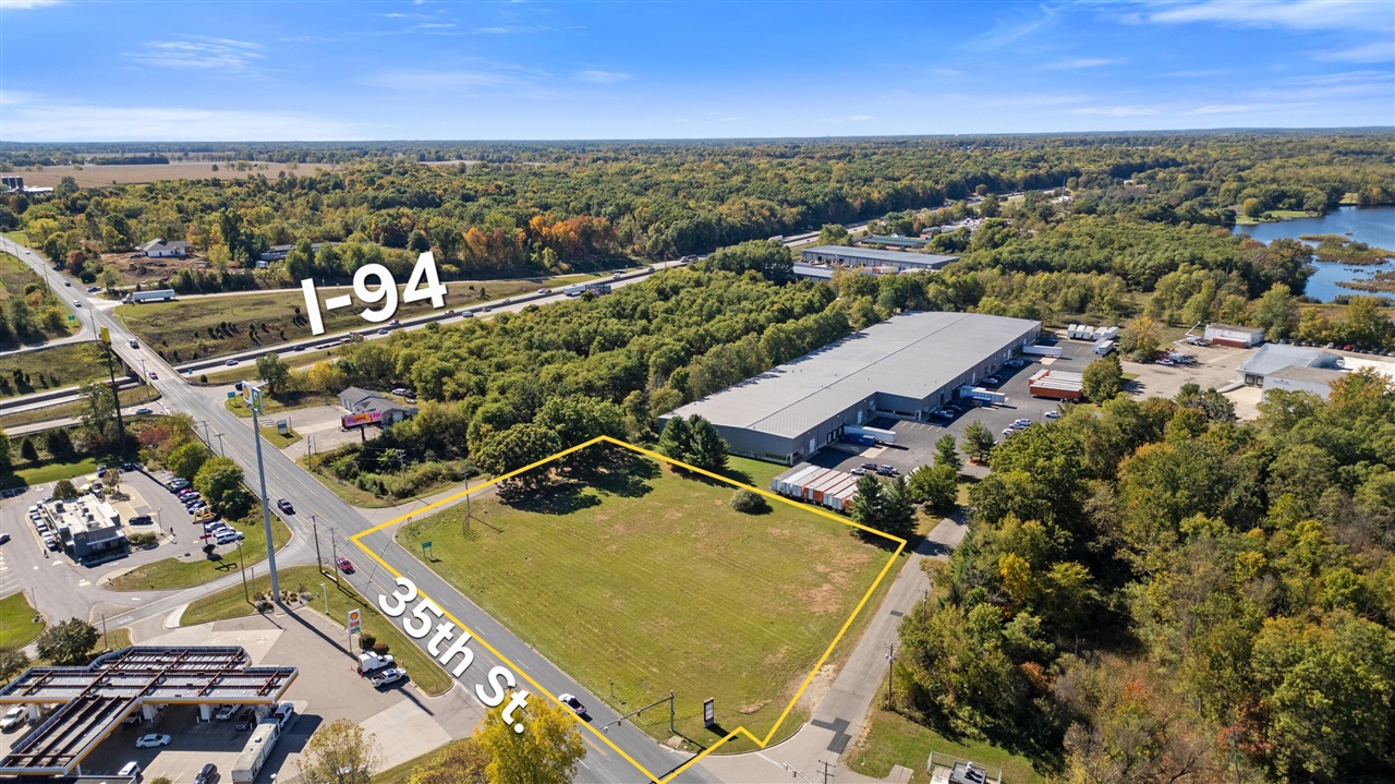 Homes for sale in Galesburg, MI | 1402 S 35th St, Galesburg, MI 49053 | MLS# 70502059