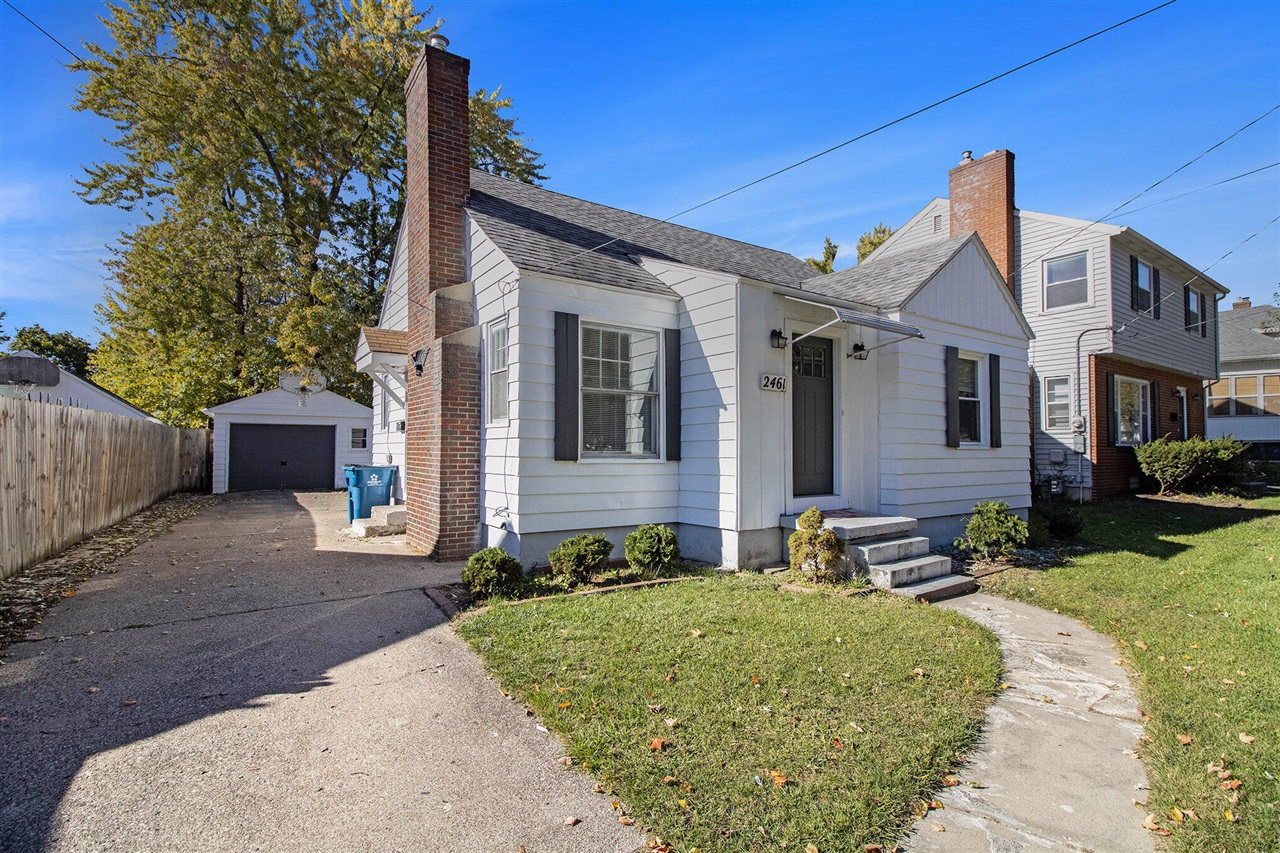 Homes for sale in Wyoming, MI | 2461 Wyoming Ave, Wyoming, MI 49519 | MLS# 70502112