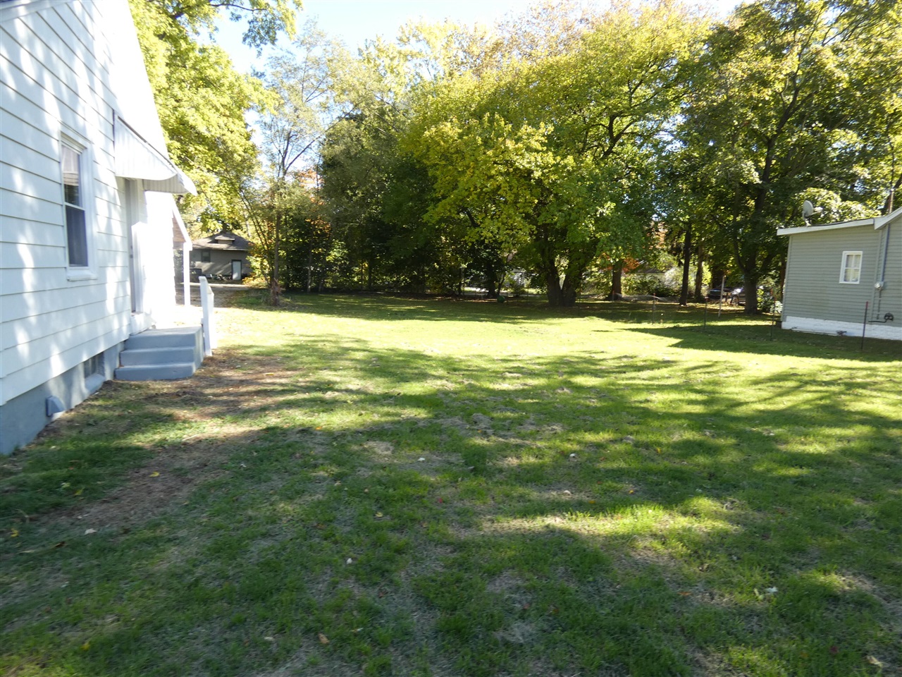 Homes for sale in Benton Harbor, MI | 1027 Superior St, Benton Harbor, MI 49022 | MLS# 70502175