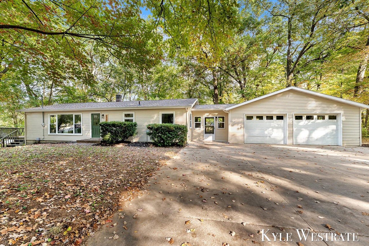 Homes for sale in Rockford, MI | 8446 Brower Ave, Rockford, MI 49341 | MLS# 70502188