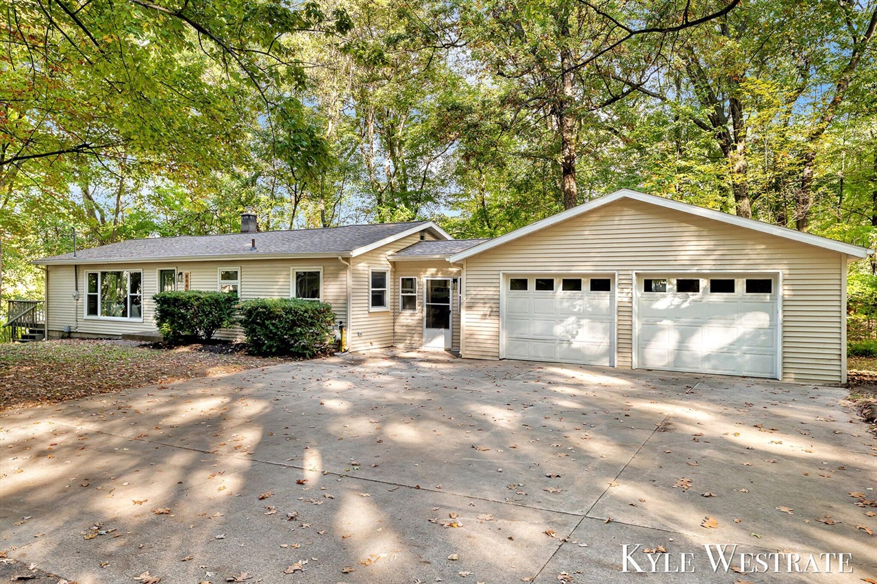 Homes for sale in Rockford, MI | 8446 Brower Ave, Rockford, MI 49341 | MLS# 70502188