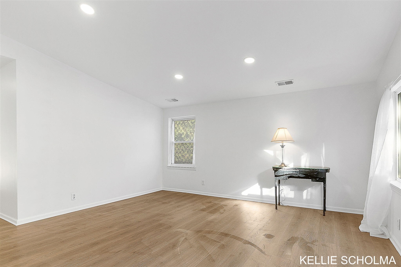 Homes for sale in Nunica, MI | 17665 136Th Ave, Nunica, MI 49448 | MLS# 70502251