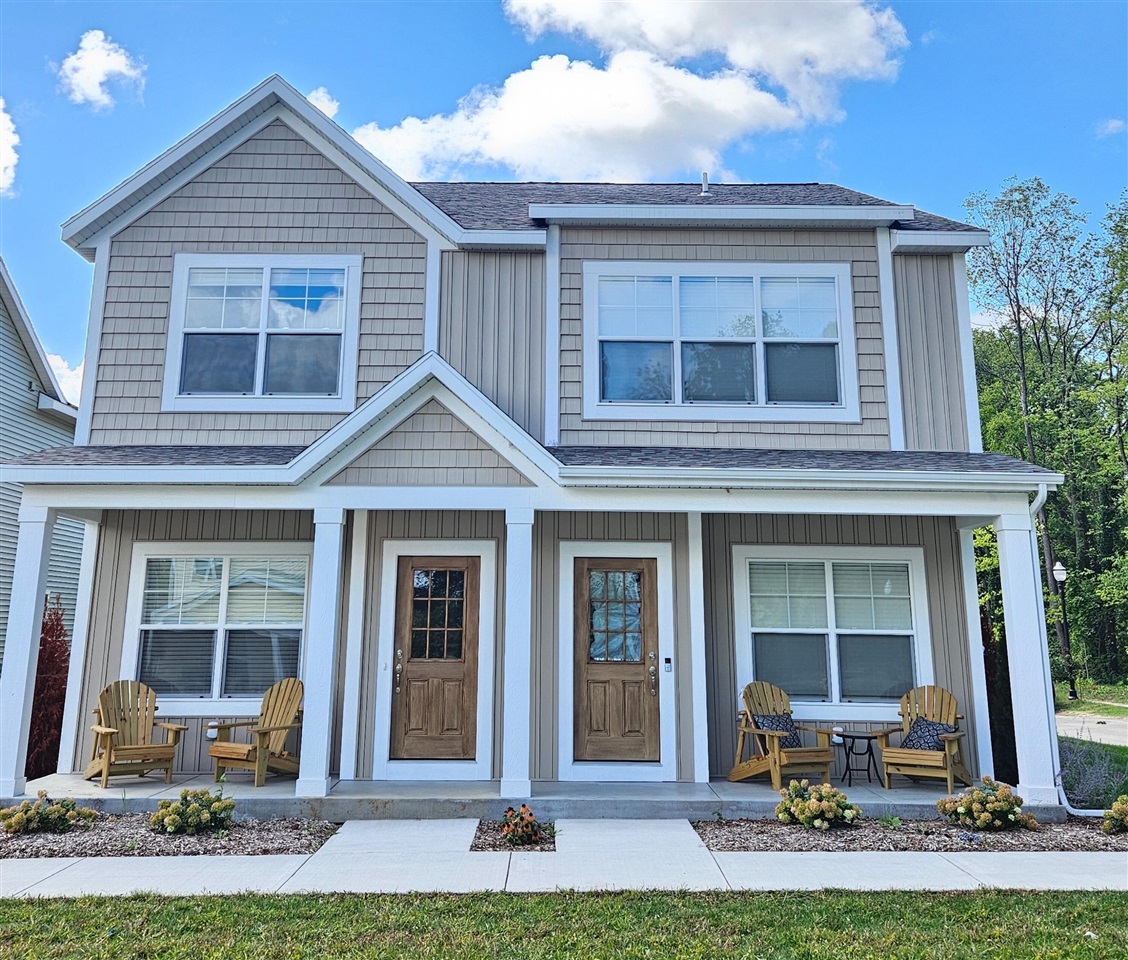 Homes for sale in Holland, MI | 301 Vista Green Dr, Holland, MI 49423 | MLS# 70502331