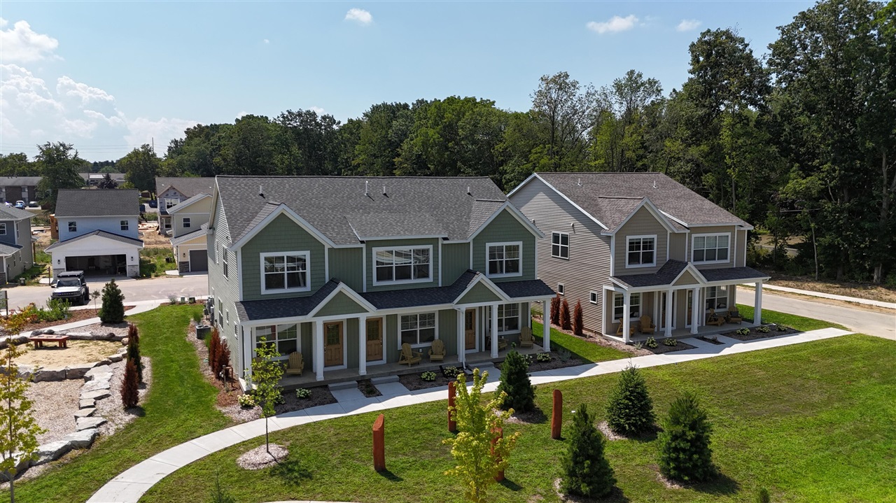 Homes for sale in Holland, MI | 317 Vista Green Dr, Holland, MI 49423 | MLS# 70502336