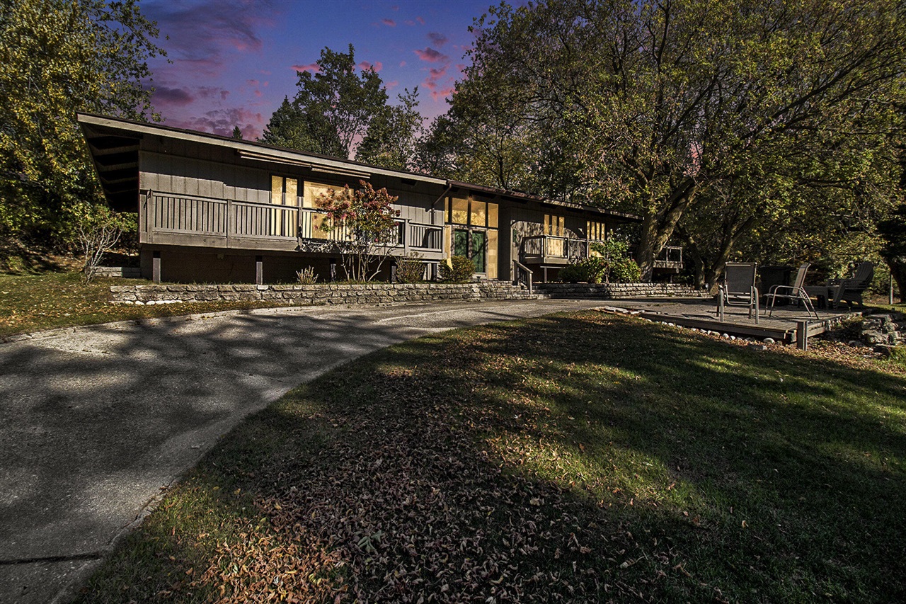 Homes for sale in Manistee, MI | 700 Mar Lawn Dr, Manistee, MI 49660 | MLS# 70502349