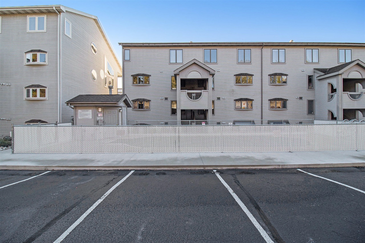 Homes for sale in Manistee, MI | 317 Fifth Ave #2, Manistee, MI 49660 | MLS# 70502350