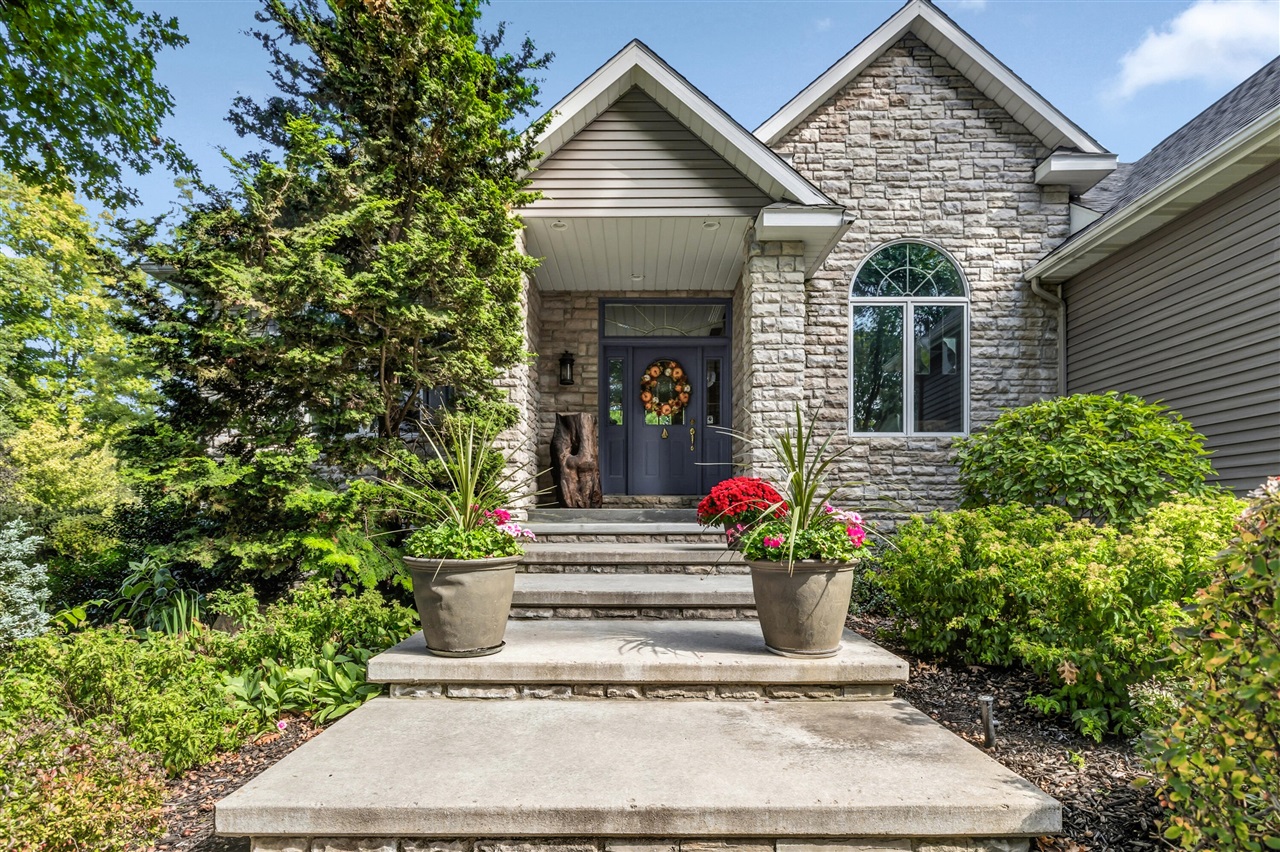 Homes for sale in South Haven, MI | 1395 Summerwood Dr, South Haven, MI 49090 | MLS# 70502355