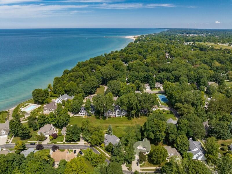 Homes for sale in South Haven, MI | 1395 Summerwood Dr, South Haven, MI 49090 | MLS# 70502355