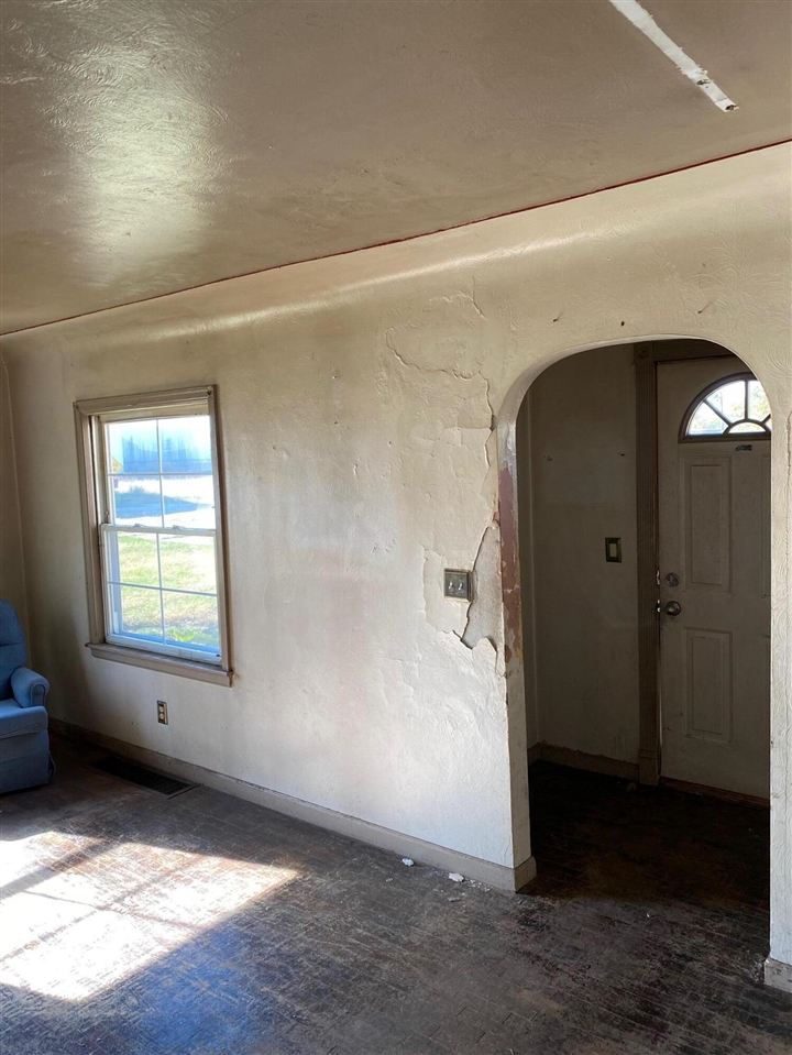 Homes for sale in Muskegon Heights, MI | 2626 Leahy St, Muskegon Heights, MI 49444 | MLS# 70502357