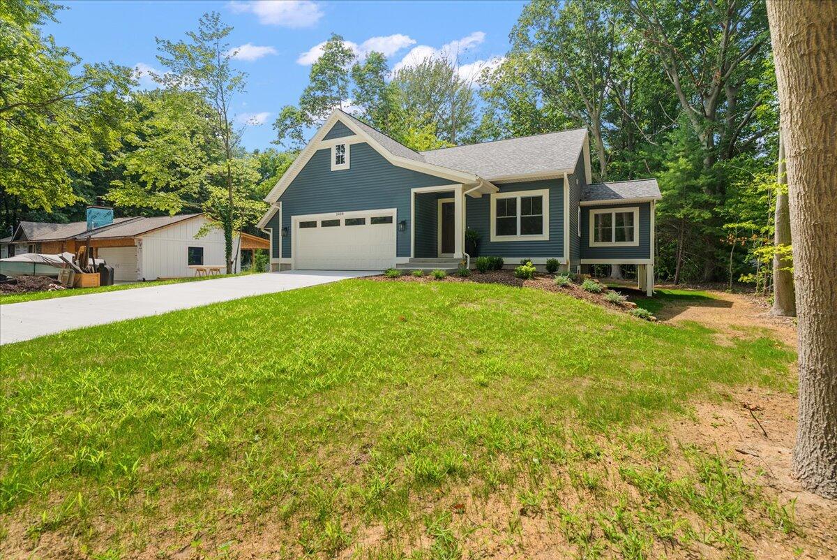 Homes for sale in Holland, MI | 3439 Hollywood Dr, Holland, MI 49424 | MLS# 70502381