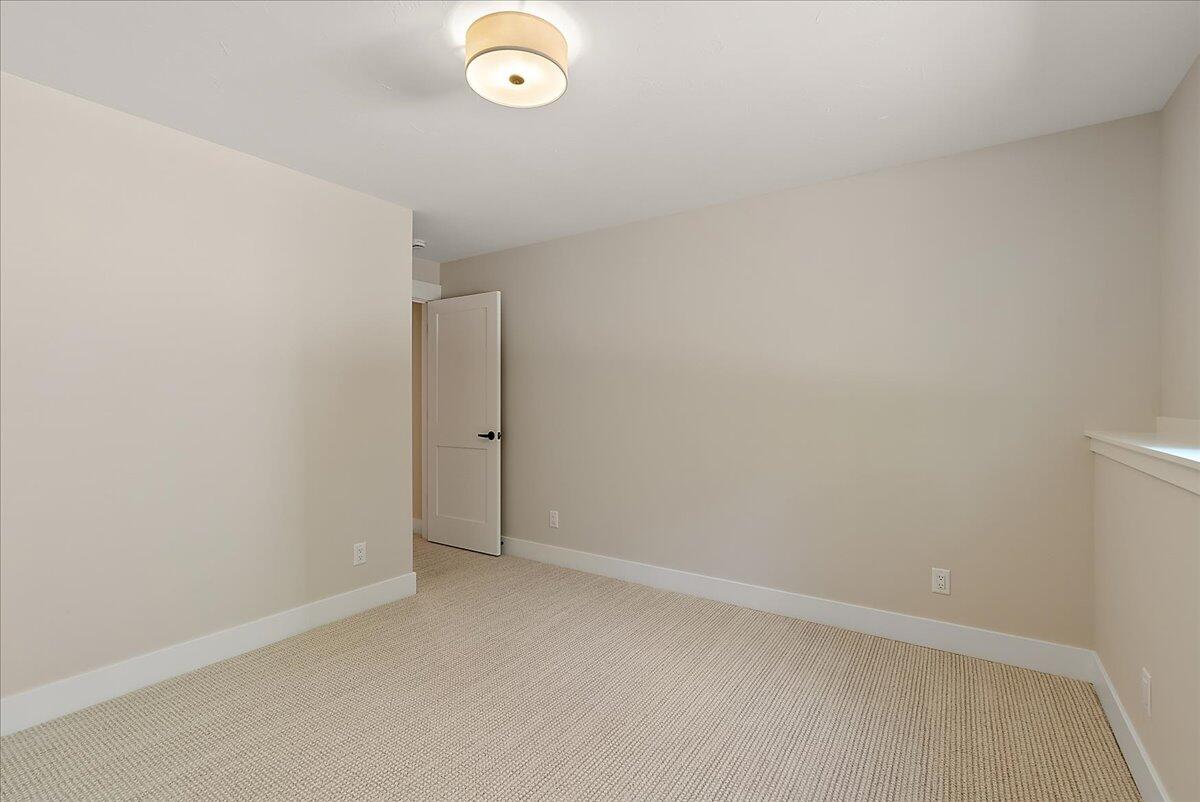 Homes for sale in Holland, MI | 3439 Hollywood Dr, Holland, MI 49424 | MLS# 70502381