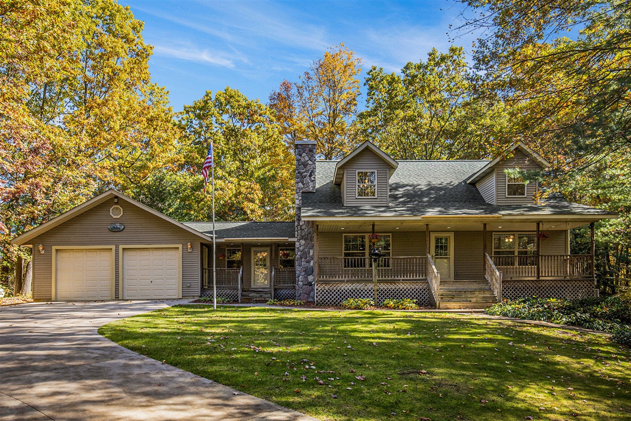 Homes for sale in Hamilton, MI | 3087 38th St, Hamilton, MI 49419 | MLS# 70502411