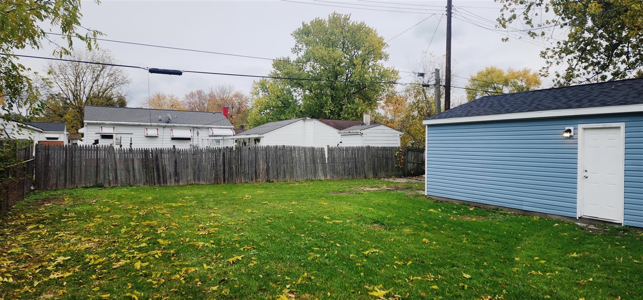 Homes for sale in Ypsilanti, MI | 429 S Harris Rd, Ypsilanti, MI 48198 | MLS# 70502496