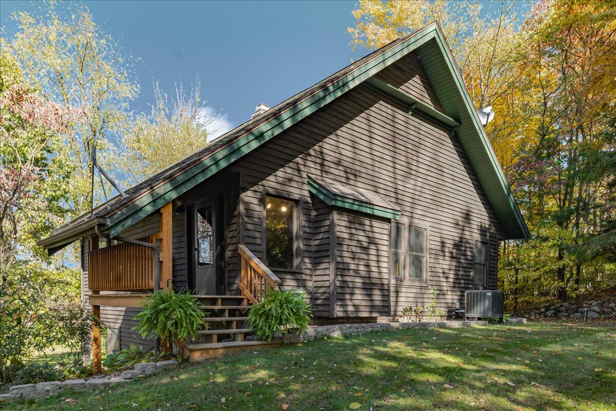 Homes for sale in Lawton, MI | 26674 72Nd Ave, Lawton, MI 49065 | MLS# 70502509