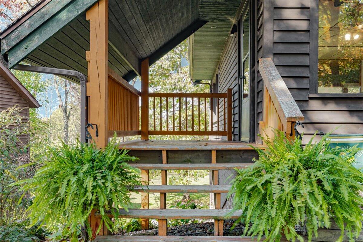 Homes for sale in Lawton, MI | 26674 72Nd Ave, Lawton, MI 49065 | MLS# 70502509