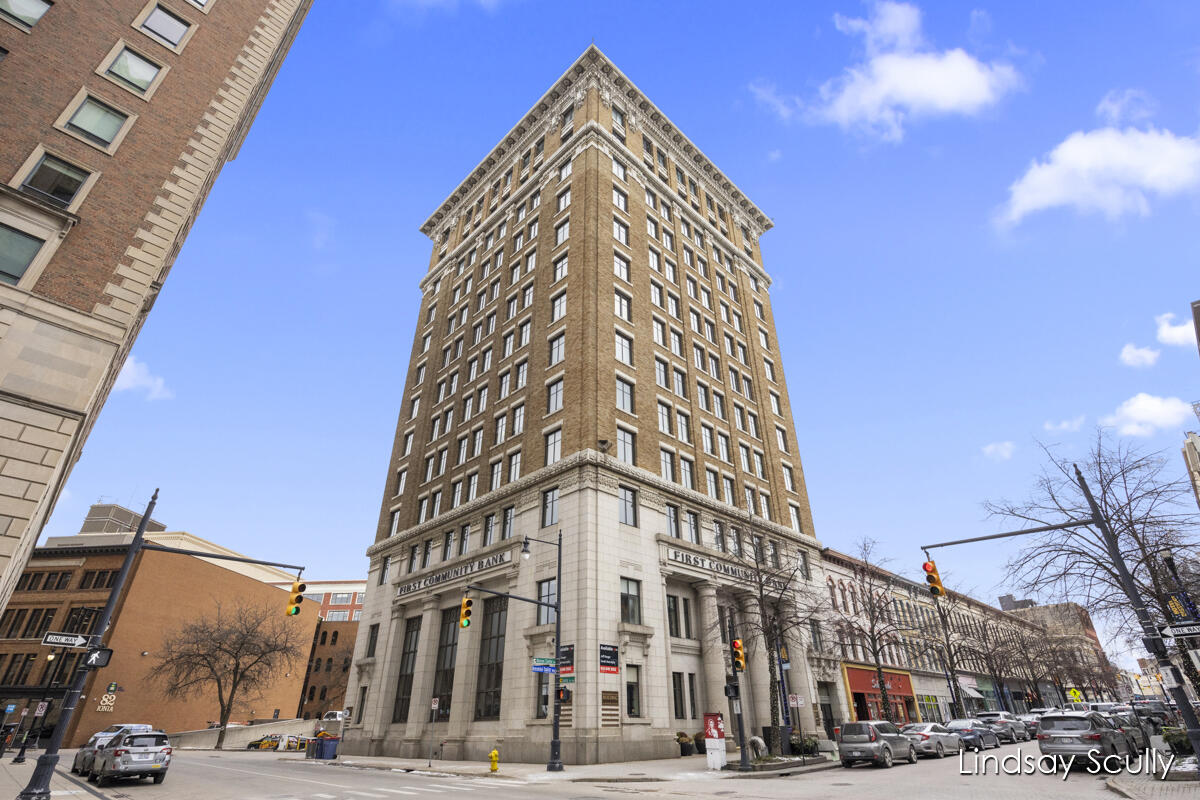 Homes for sale in Grand Rapids, MI | 60 Monroe Center St #10C, Grand Rapids, MI 49503 | MLS# 70502544