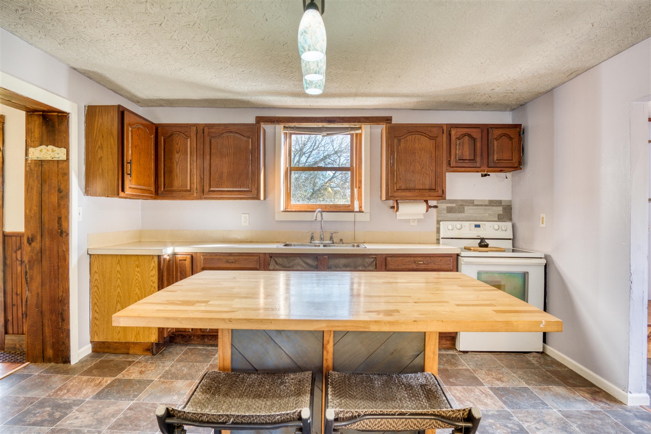 Homes for sale in Morley, MI | 300 N East St, Morley, MI 49336 | MLS# 70502549