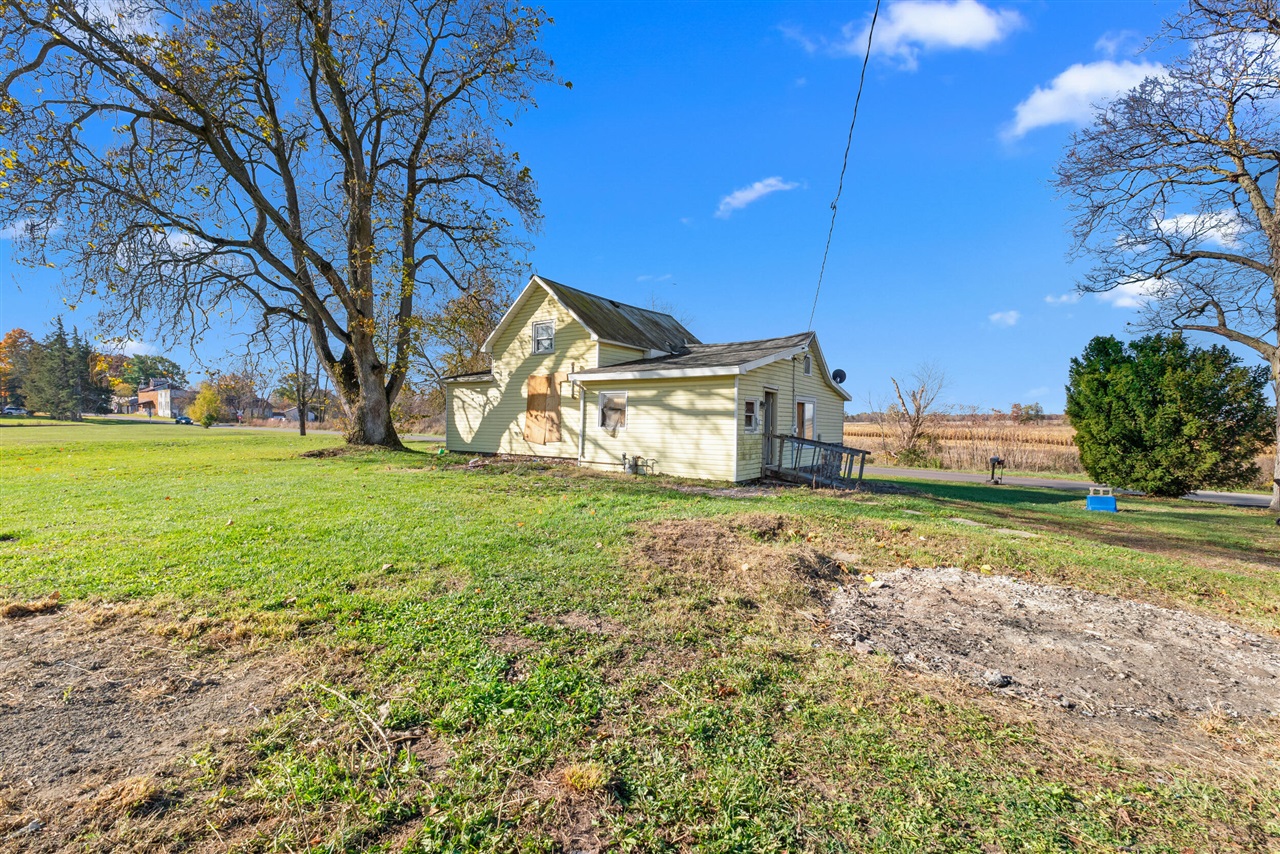 Homes for sale in Montgomery, MI | 219 N Hayward St, Montgomery, MI 49255 | MLS# 70502592