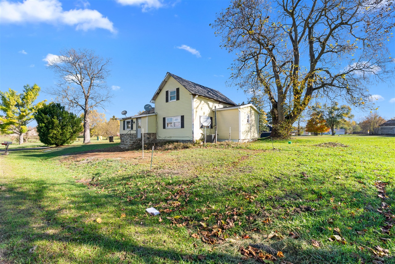 Homes for sale in Montgomery, MI | 219 N Hayward St, Montgomery, MI 49255 | MLS# 70502592