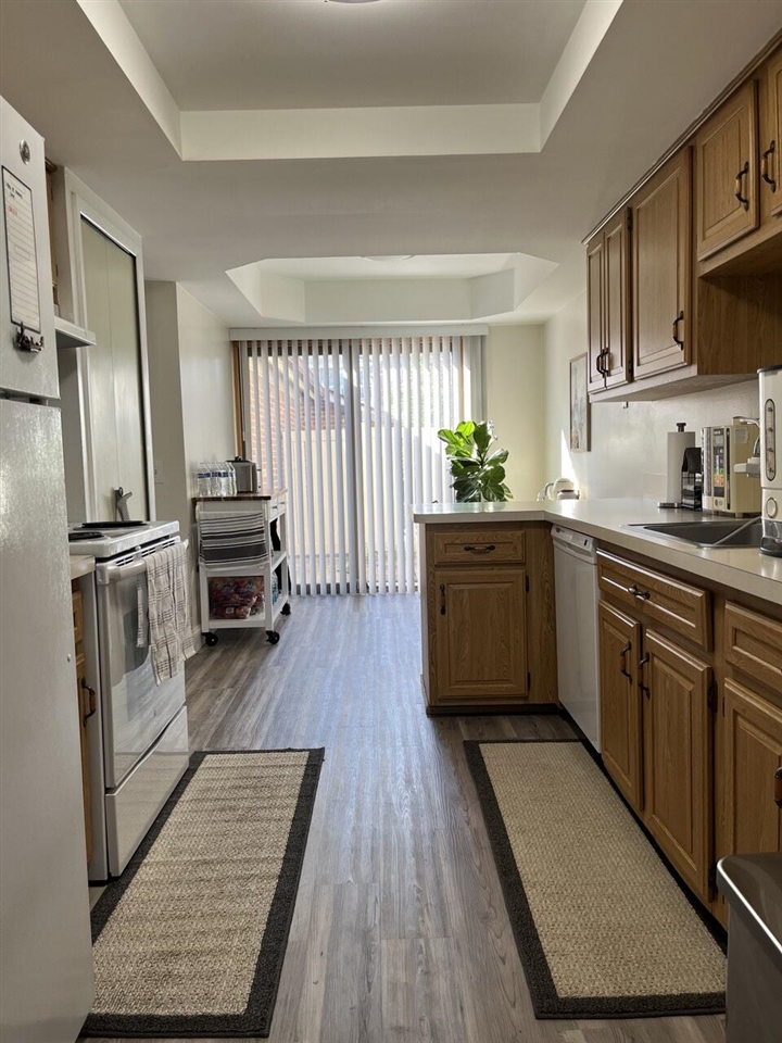 Homes for sale in Southfield, MI | 29077 Tiffany Dr, Southfield, MI 48034 | MLS# 70502634