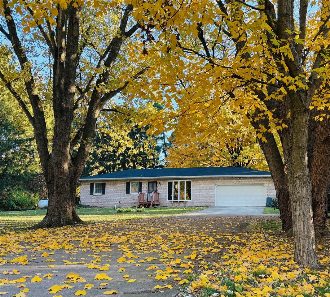 Homes for sale in Niles, MI | 30417 Us 12, Niles, MI 49120 | MLS# 70502670