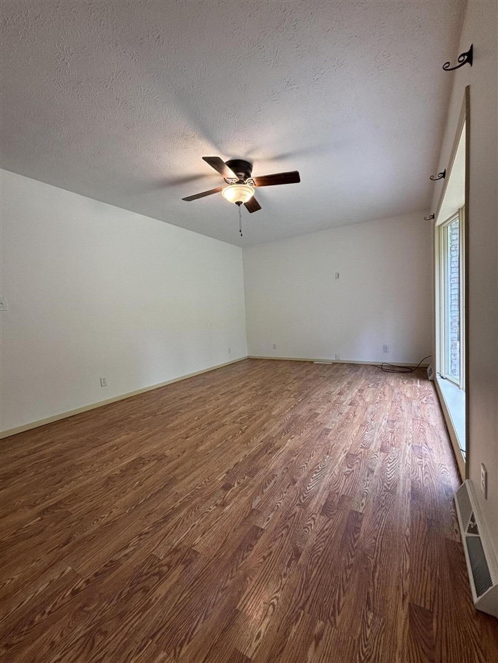 Homes for sale in Niles, MI | 30417 Us 12, Niles, MI 49120 | MLS# 70502670