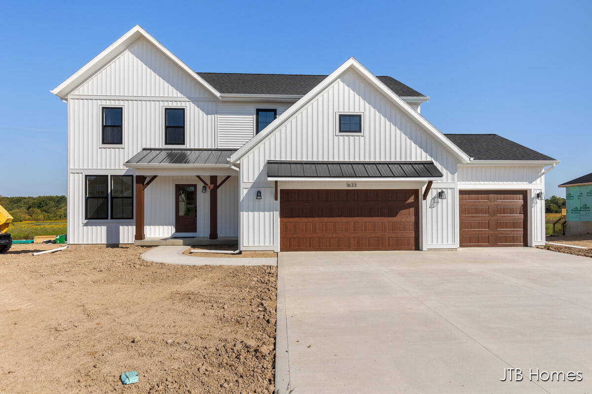 Homes for sale in Rockford, MI | 6642 Ravine Point Dr, Rockford, MI 49341 | MLS# 70502689