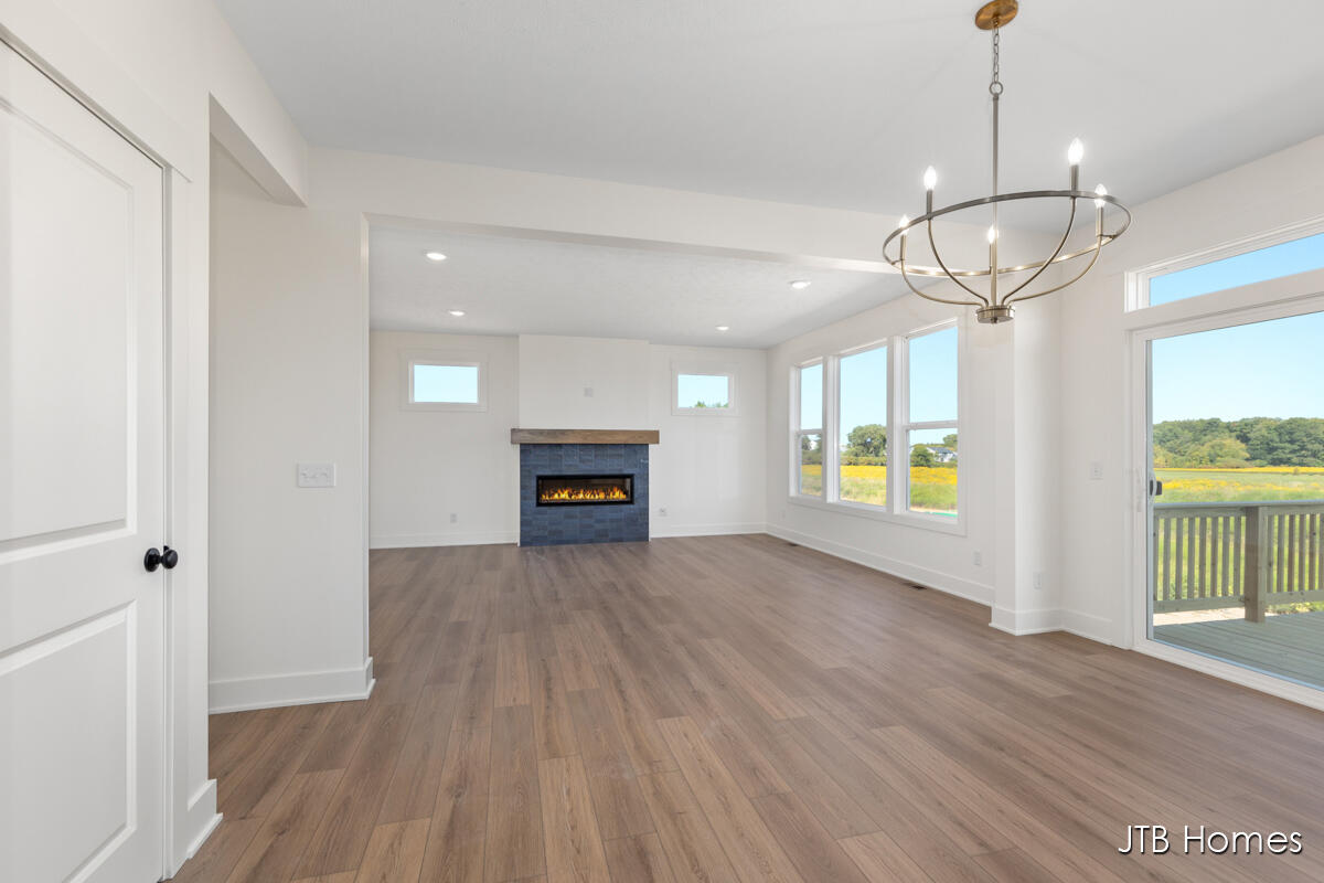 Homes for sale in Rockford, MI | 6642 Ravine Point Dr, Rockford, MI 49341 | MLS# 70502689