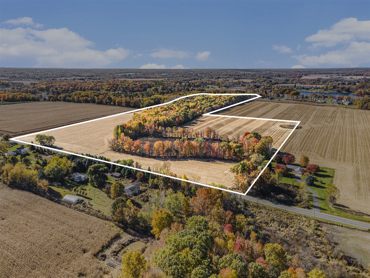 Homes for sale in Belding, MI | 8101 Lincoln Lake Ave, Belding, MI 48809 | MLS# 70502694