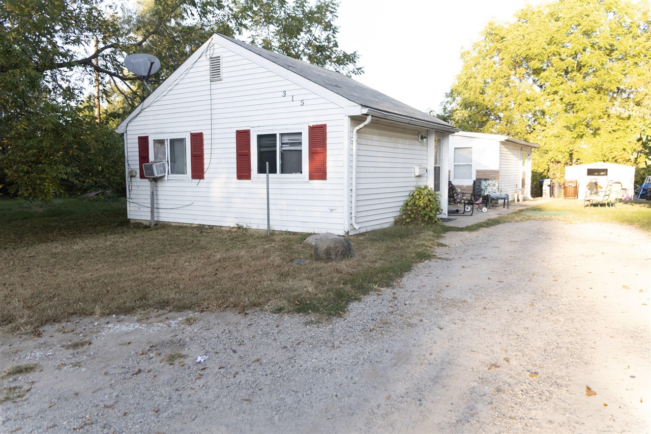 Homes for sale in Ypsilanti, MI | 315 1st Ave, Ypsilanti, MI 48197 | MLS# 70502737