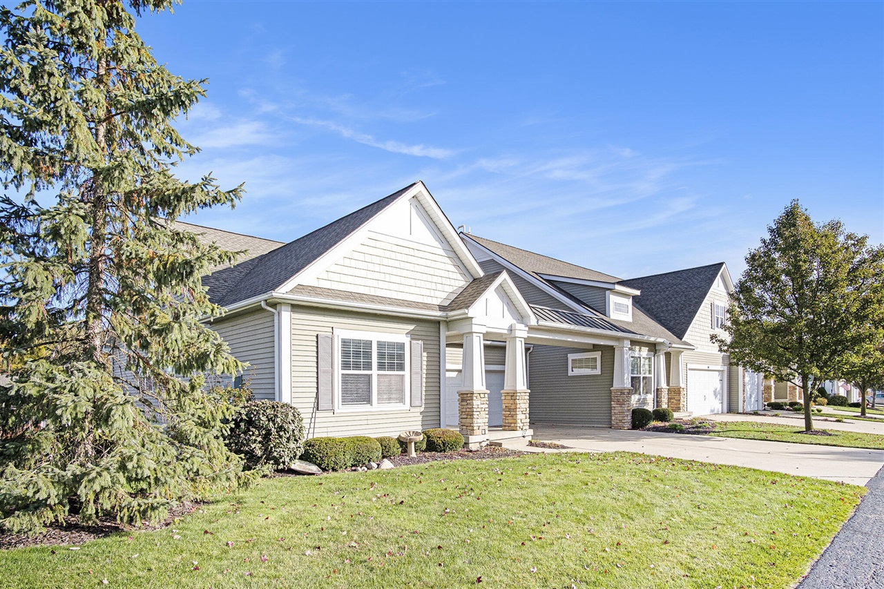 Homes for sale in Byron Center, MI | 681 Braeside Dr, Byron Center, MI 49315 | MLS# 70502741