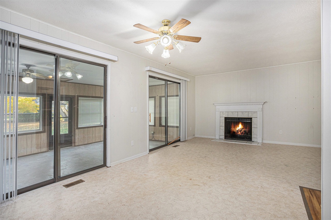 Homes for sale in Vicksburg, MI | 4076 Channelview Dr, Vicksburg, MI 49097 | MLS# 70502772