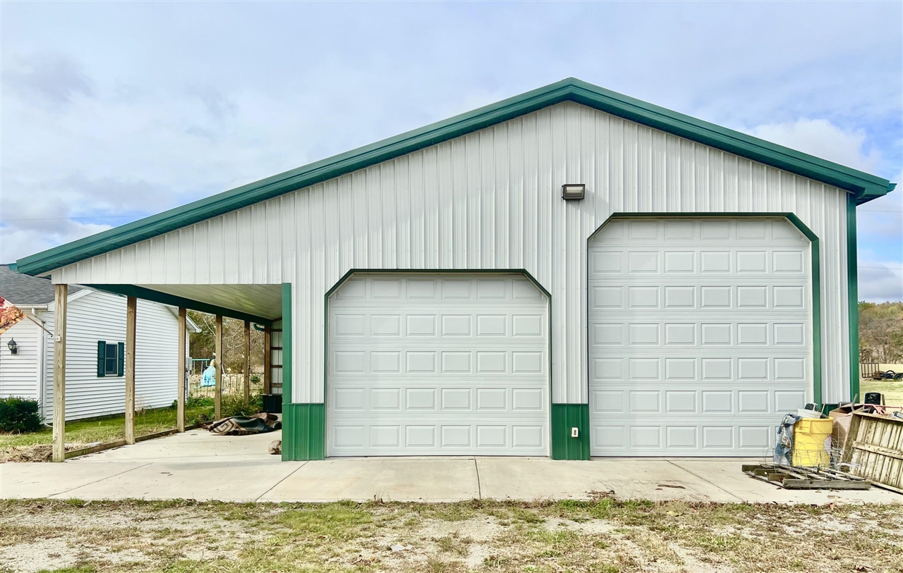 Homes for sale in Jonesville, MI | 9632 Fowle Rd, Jonesville, MI 49250 | MLS# 70502845